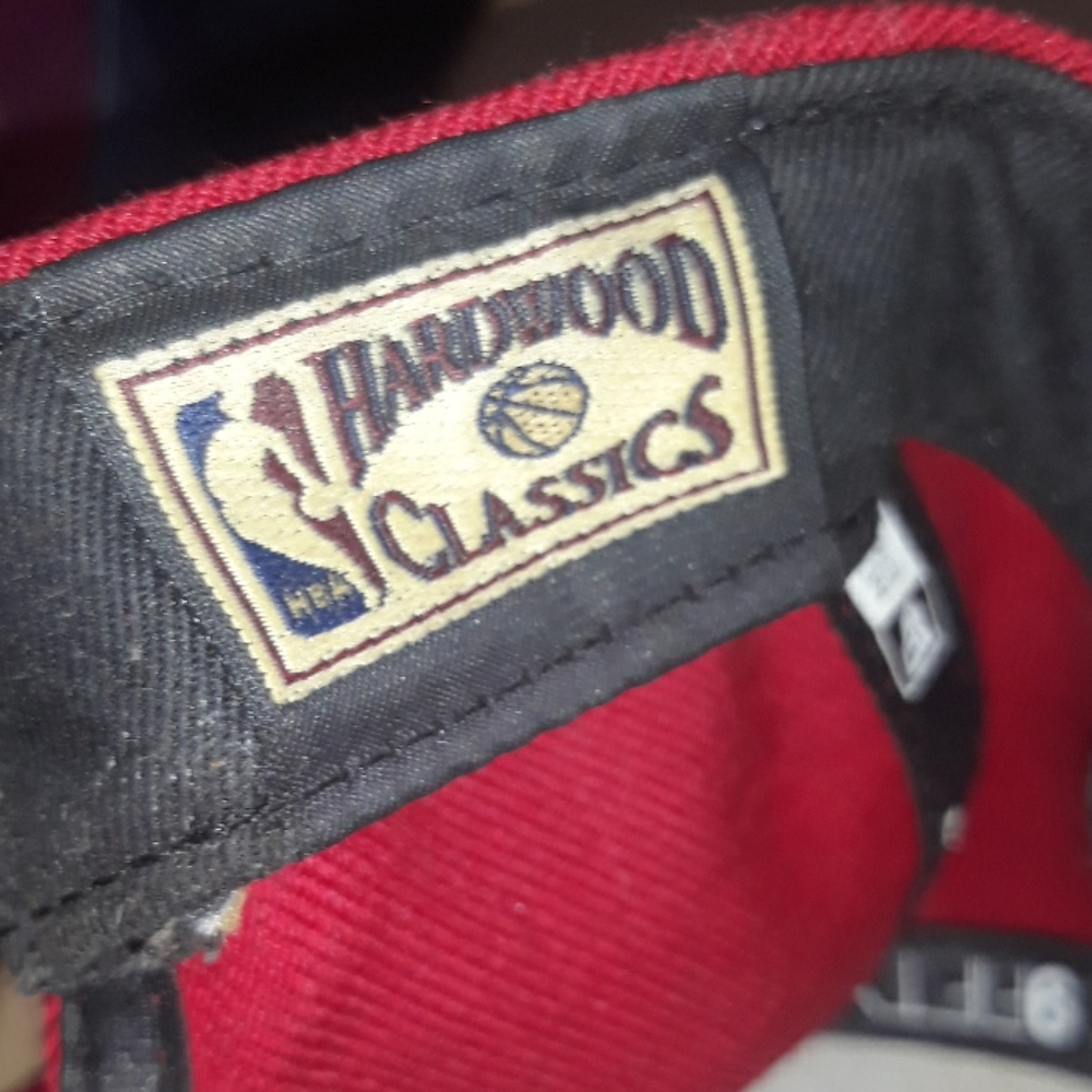 🐃Bulls Snap Back - Picture 3 of 4